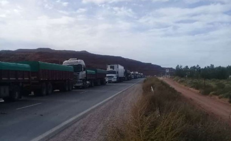 Camioneros olavarrienses pasaron 4 das varados